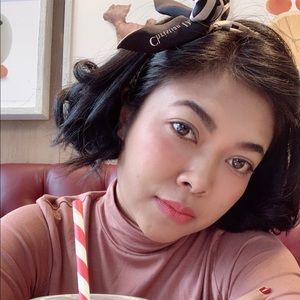 Meet your Posher, Sirikarn